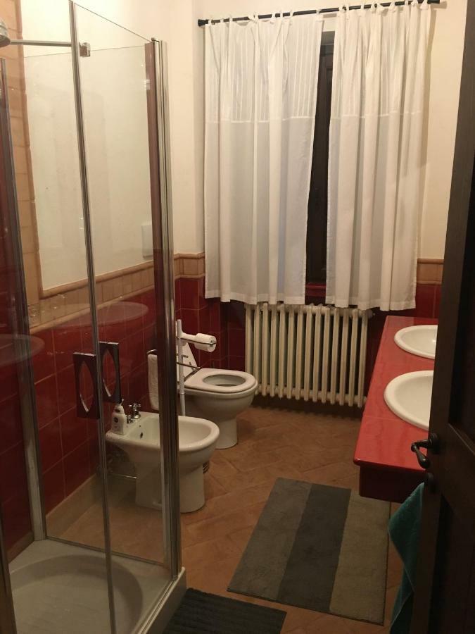 Il casale di Laura Hotel Montecosaro  Esterno foto